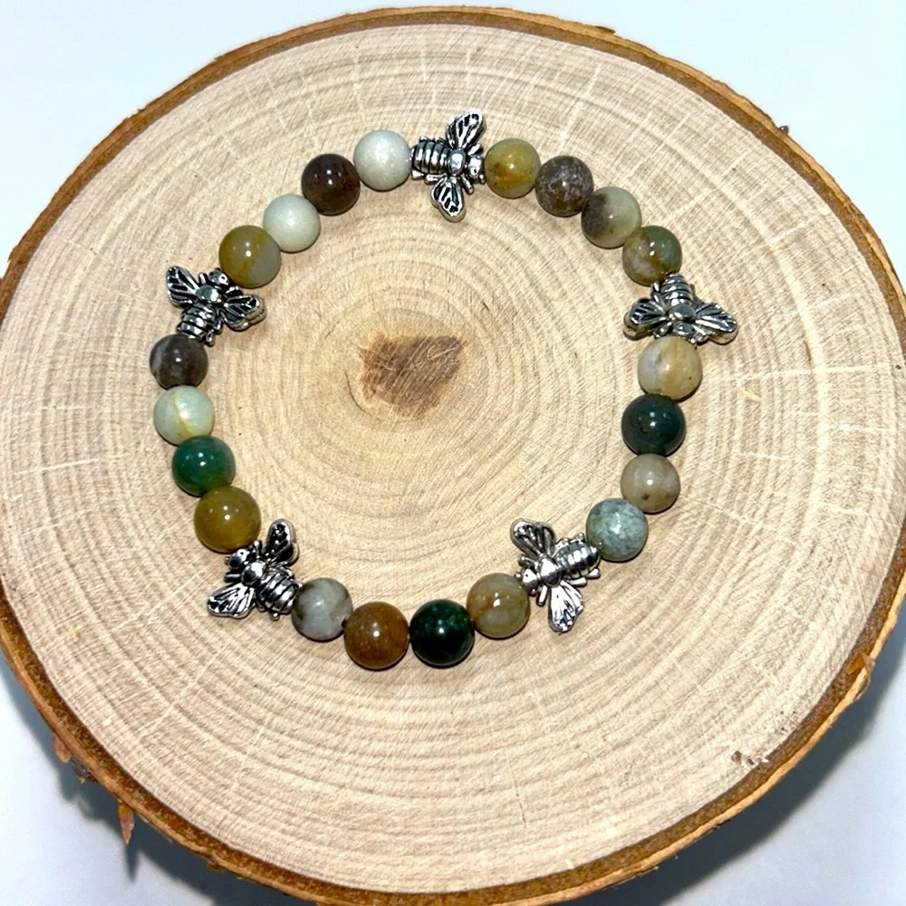 Handmade Bumble Bee Charm Bracelet with Natural Indian Agate Stones! - Picture 4 of 5